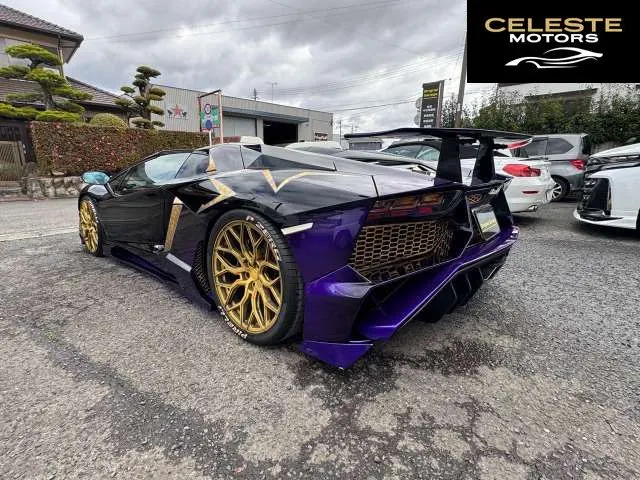 LAMBORGHINI Aventador Roadster 2014 — photo 5 sur 8