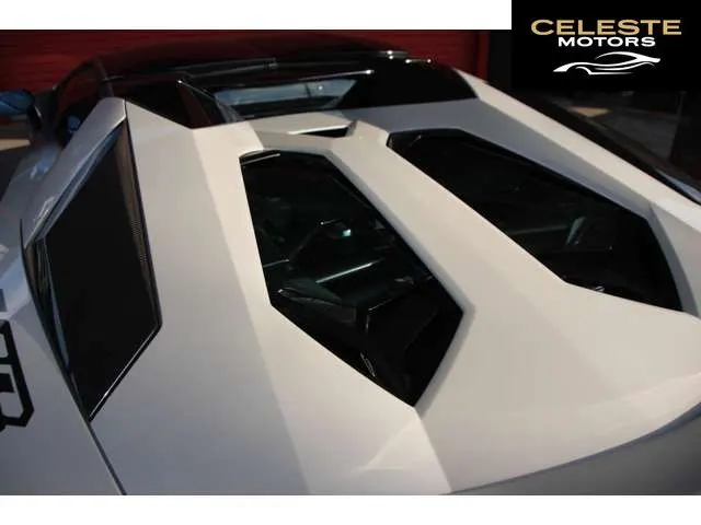 LAMBORGHINI Aventador Roadster 2020 — photo 7 sur 8