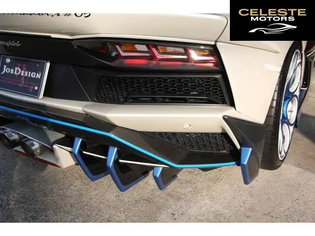 LAMBORGHINI Aventador Roadster 2020 — photo 8 sur 8