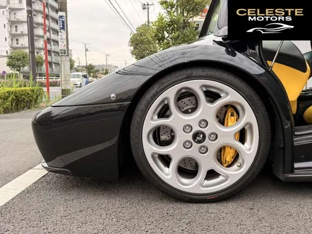 LAMBORGHINI Diablo 2001 — photo 5 sur 8