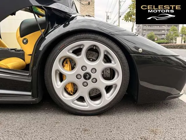 LAMBORGHINI Diablo 2001 — photo 7 sur 8