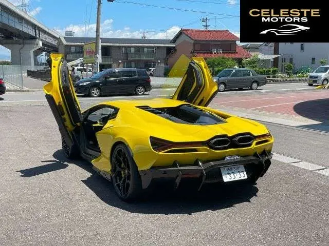 LAMBORGHINI Revuelto 2025 — photo 8 sur 8