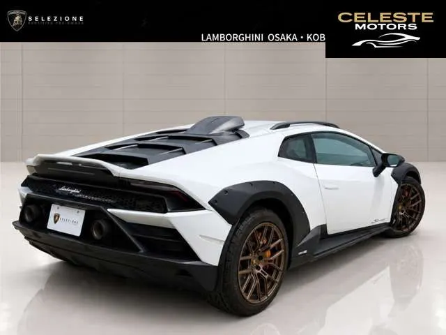 LAMBORGHINI Huracán Sterrato 2024 — photo 2 sur 8