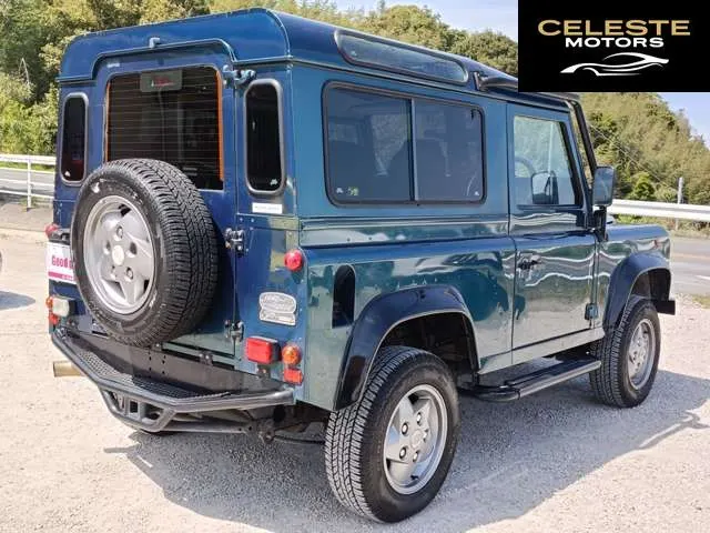 LAND ROVER Defender 1998 — photo 5 sur 8