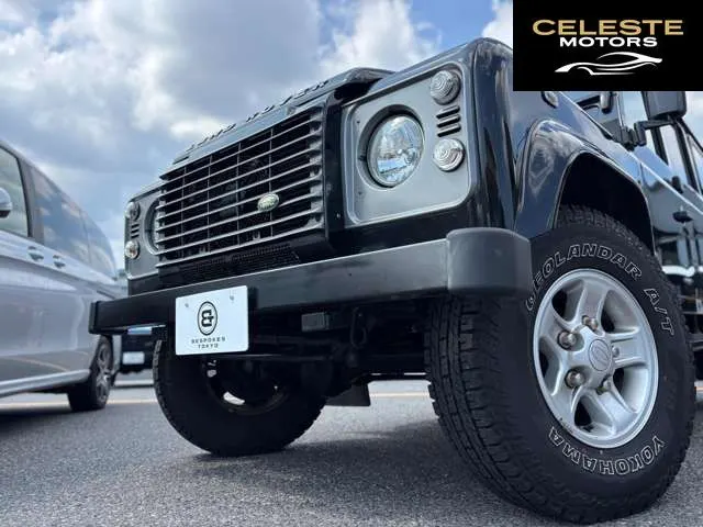 LAND ROVER Defender 2010 — photo 3 sur 8