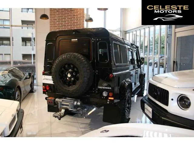 LAND ROVER Defender 2014 — photo 4 sur 8