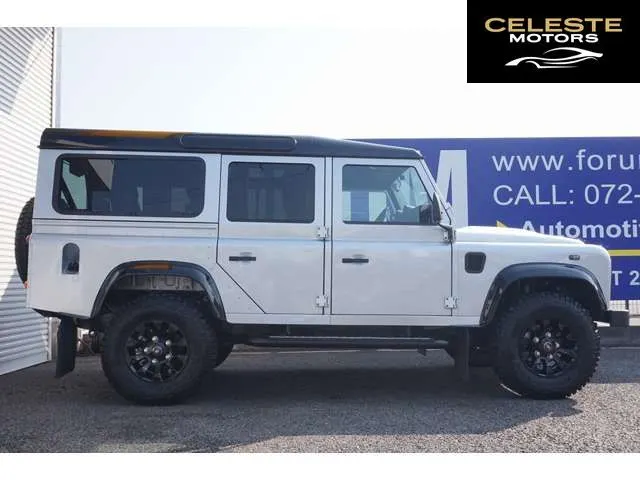 LAND ROVER Defender 2015 — photo 2 sur 8