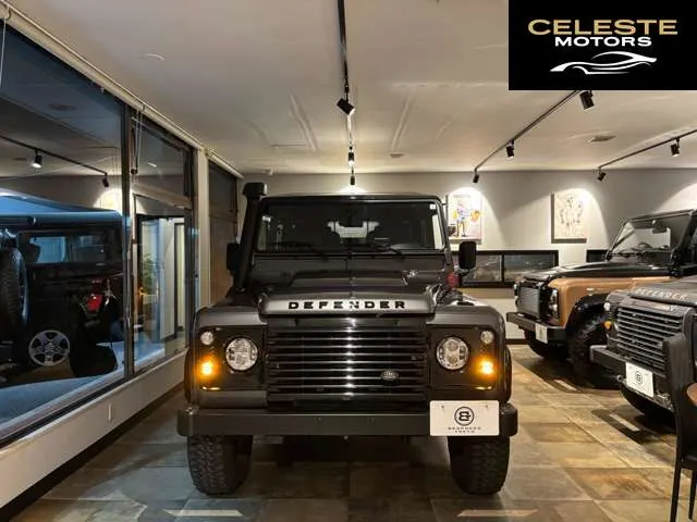 LAND ROVER Defender 2016 — photo 4 sur 8