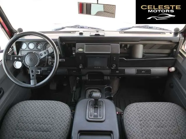 LAND ROVER Defender 2001 — photo 2 sur 8