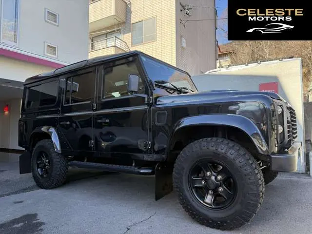LAND ROVER Defender 2013 — photo 7 sur 8
