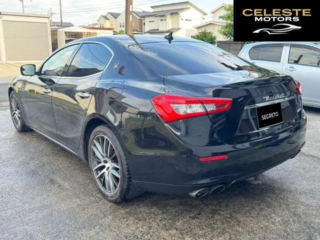 MASERATI Ghibli 2014 — photo 1 sur 8