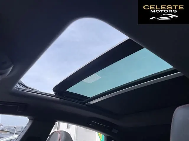 MASERATI Levante 2016 — photo 3 sur 8