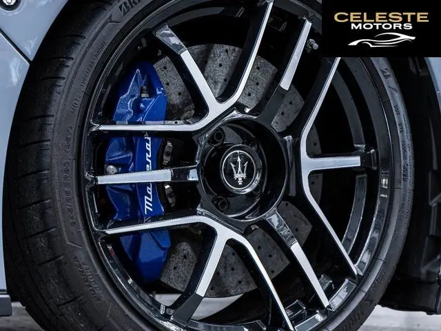 MASERATI MC20 2023 — photo 2 sur 8