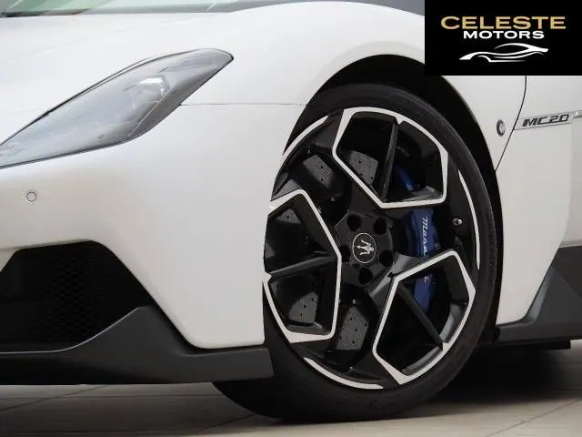 MASERATI MC20 2022 — photo 2 sur 8
