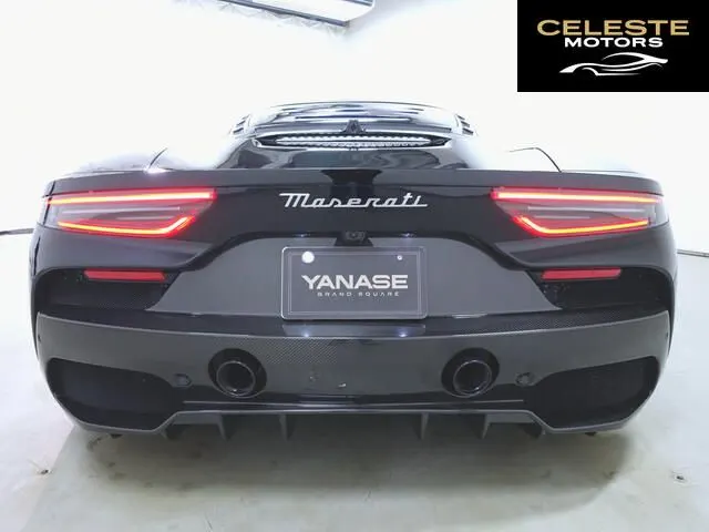 MASERATI MC20 2022 — photo 3 sur 8