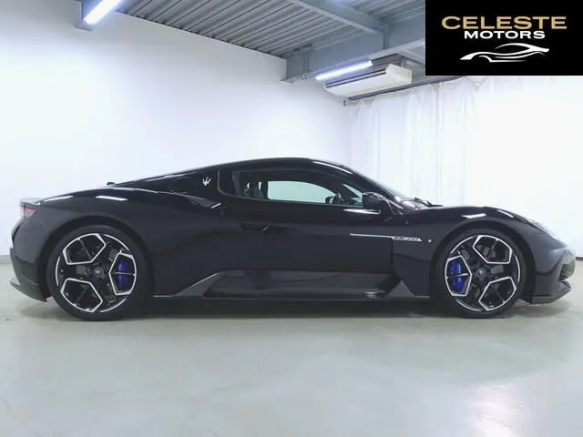 MASERATI MC20 2022 — photo 4 sur 8