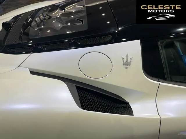 MASERATI MC20 2022 — photo 5 sur 8