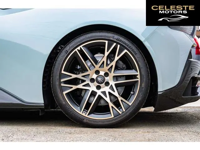 MASERATI MC20 Cielo 2023 — photo 3 sur 8