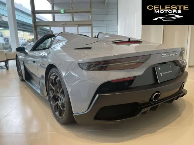 MASERATI MC20 Cielo 2023 — photo 5 sur 8