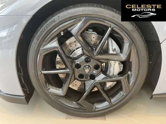 MASERATI MC20 Cielo 2023 — photo 7 sur 8