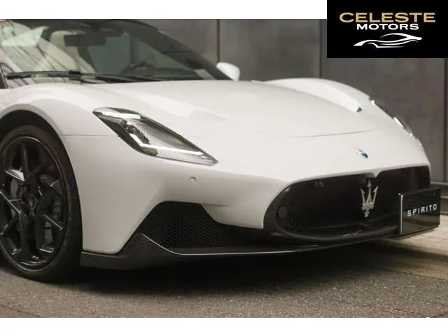 MASERATI MC20 Cielo 2024 — photo 5 sur 8