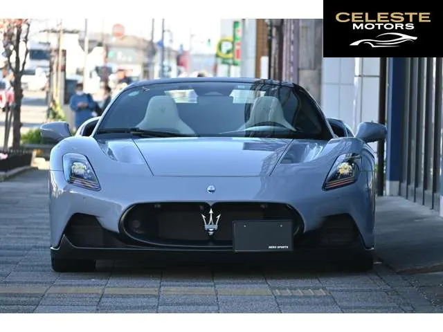 MASERATI MC20 Cielo 2023 — photo 3 sur 8