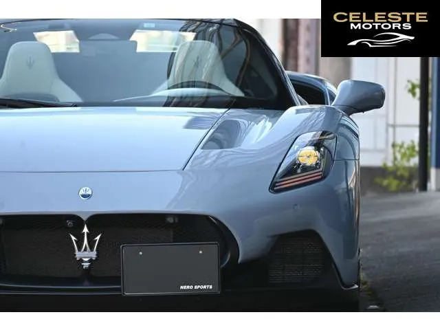 MASERATI MC20 Cielo 2023 — photo 5 sur 8