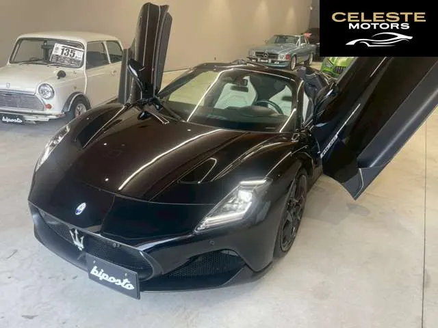 MASERATI MC20 Cielo 2023 — photo 5 sur 8