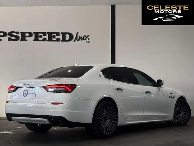 MASERATI Quattroporte 2015 — photo 6 sur 8