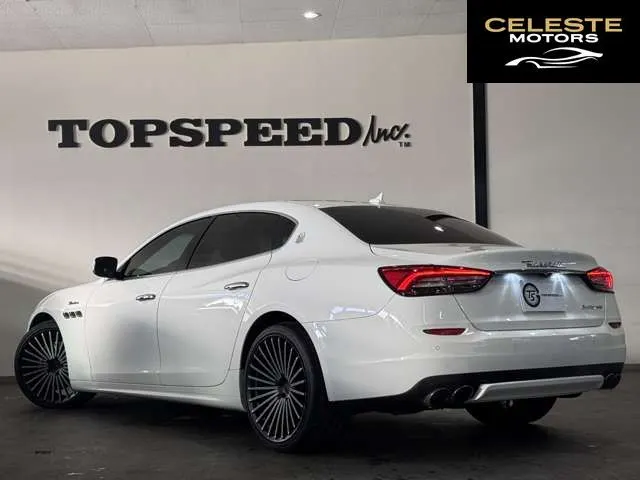MASERATI Quattroporte 2015 — photo 8 sur 8