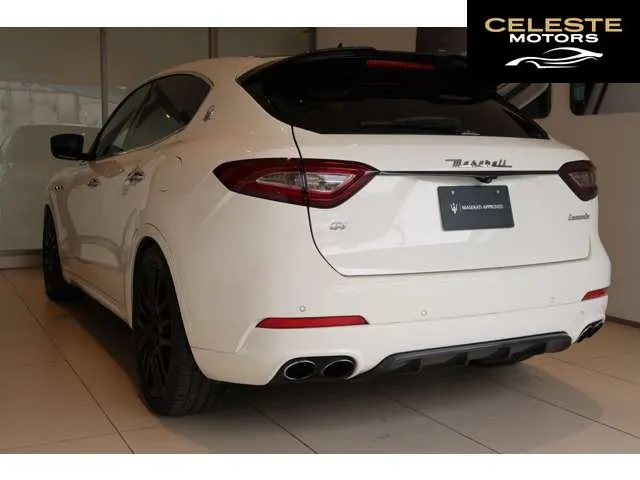 MASERATI Levante 2018 — photo 6 sur 8