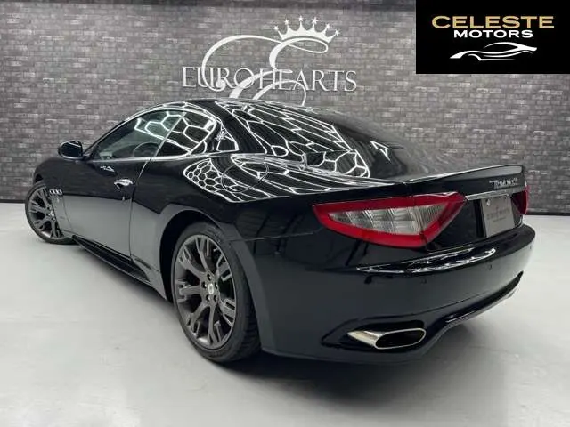 MASERATI GranTurismo 2009 — photo 2 sur 8