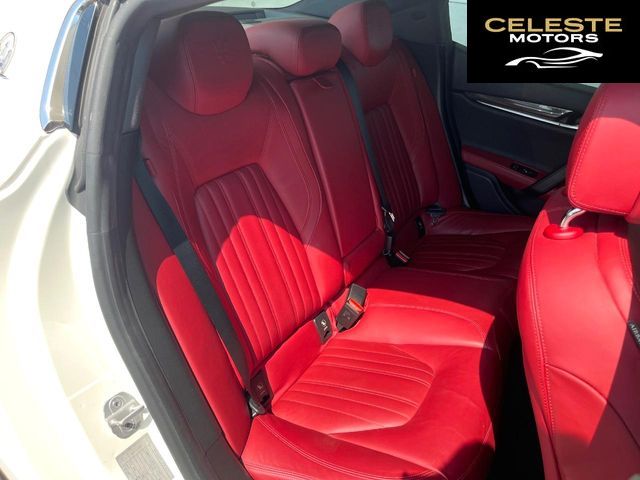 MASERATI Ghibli 2014 — photo 6 sur 8