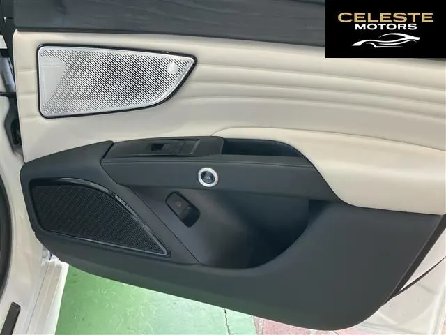 MASERATI Grecale 2023 — photo 5 sur 8