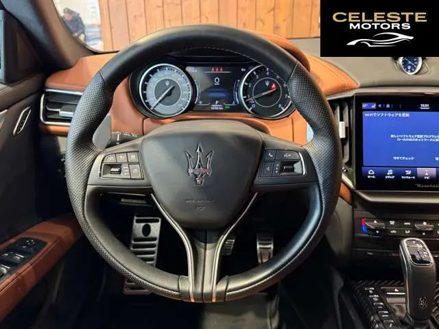 MASERATI Ghibli 2023 — photo 8 sur 8