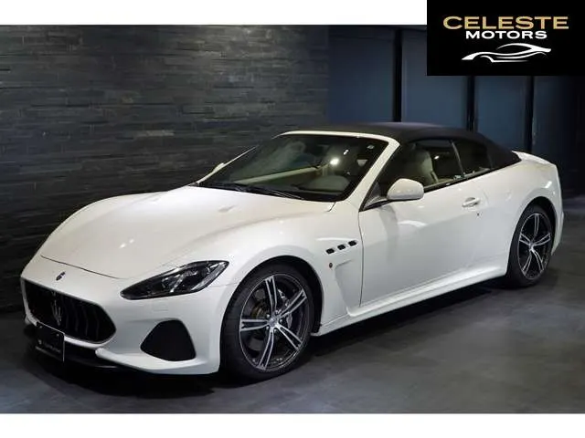 MASERATI GranCabrio 2018 — photo 2 sur 8
