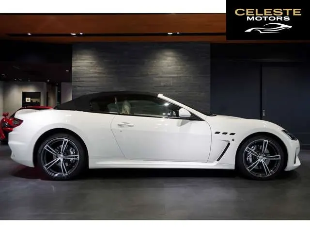MASERATI GranCabrio 2018 — photo 7 sur 8