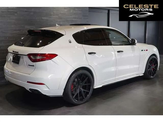 MASERATI Levante 2017 — photo 3 sur 8