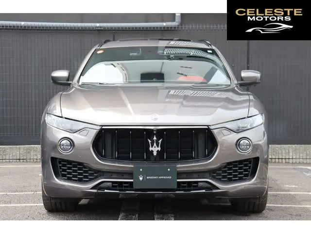 MASERATI Levante 2017 — photo 4 sur 8