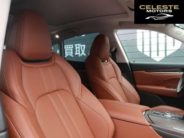 MASERATI Levante 2019 — photo 2 sur 8