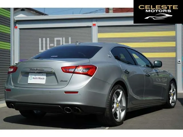 MASERATI Ghibli 2014 — photo 8 sur 8