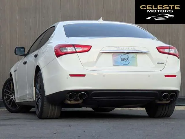 MASERATI Ghibli 2014 — photo 2 sur 8