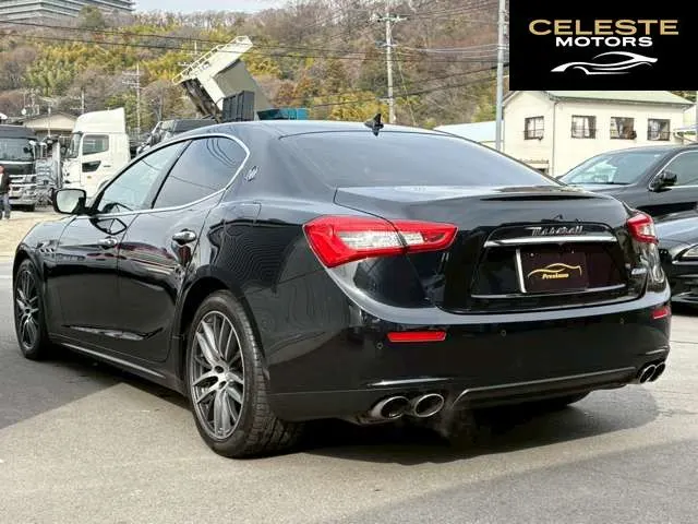 MASERATI Ghibli 2015 — photo 5 sur 8