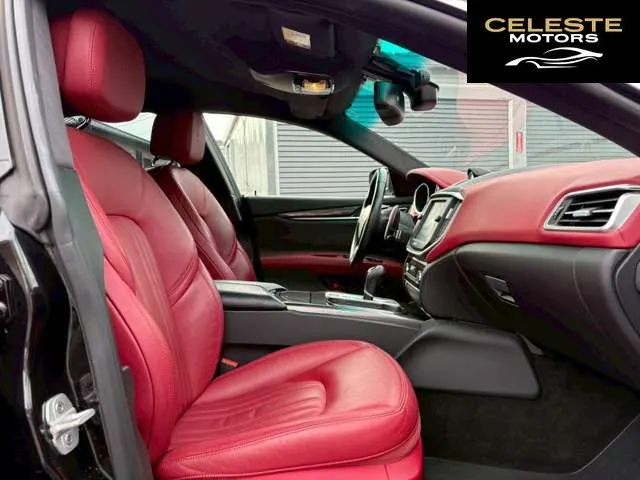 MASERATI Ghibli 2015 — photo 8 sur 8
