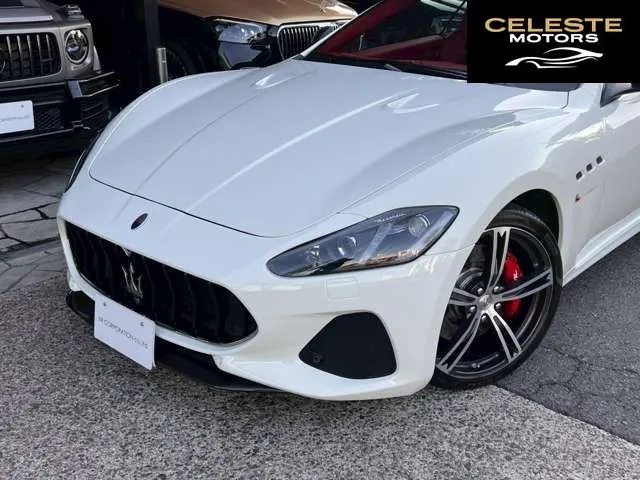 MASERATI GranCabrio 2018 — photo 3 sur 8