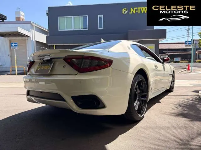 MASERATI GranTurismo 2017 — photo 4 sur 8