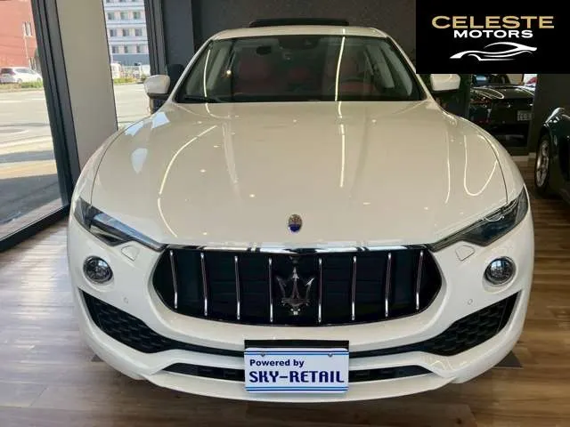 MASERATI Levante 2017 — photo 2 sur 8