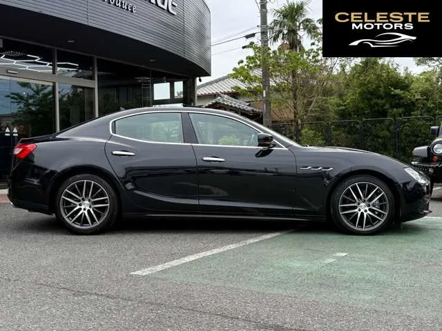 MASERATI Ghibli 2014 — photo 5 sur 8