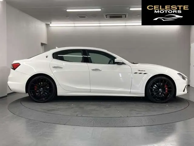 MASERATI Ghibli 2021 — photo 6 sur 8