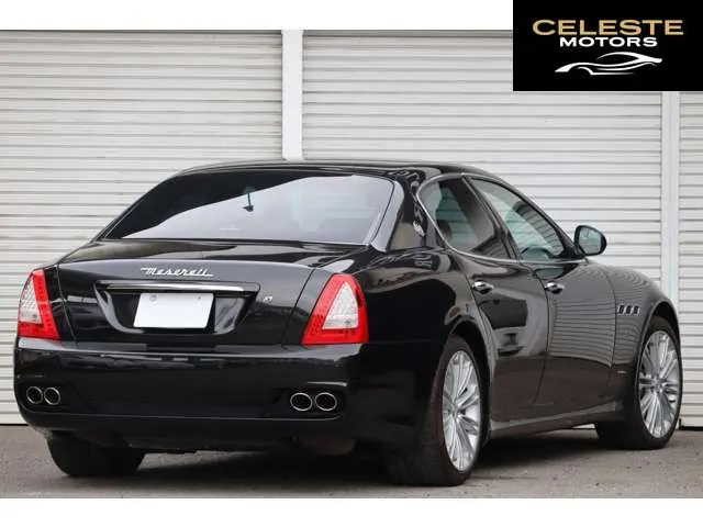 MASERATI Quattroporte 2011 — photo 4 sur 8